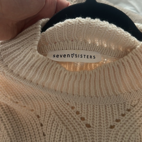 Cropped sweater - Picture 2 of 2